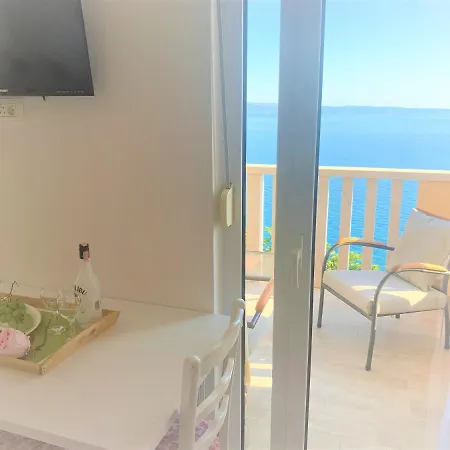 Super Horizont -free Parking And Jaccuzzi 3*