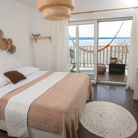 Super Horizont -free Parking And Jaccuzzi 3*